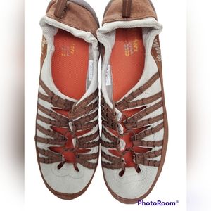 Skechers Trekster Brown/Taupe Slip-On Shoes Women's Size 10